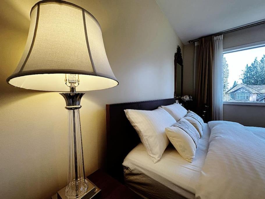 Super Cosy 8Bed & 6Bath In Vancouver Heart Near To Airport And Downtown Zewnętrze zdjęcie