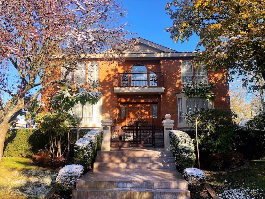 Super Cosy 8Bed & 6Bath In Vancouver Heart Near To Airport And Downtown Zewnętrze zdjęcie