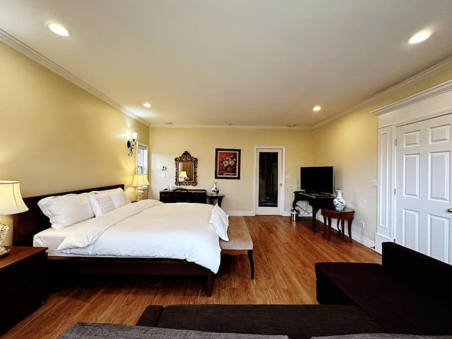 Super Cosy 8Bed & 6Bath In Vancouver Heart Near To Airport And Downtown Zewnętrze zdjęcie